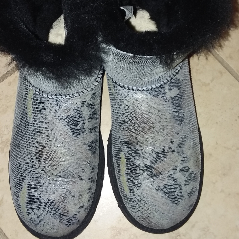 Ugg